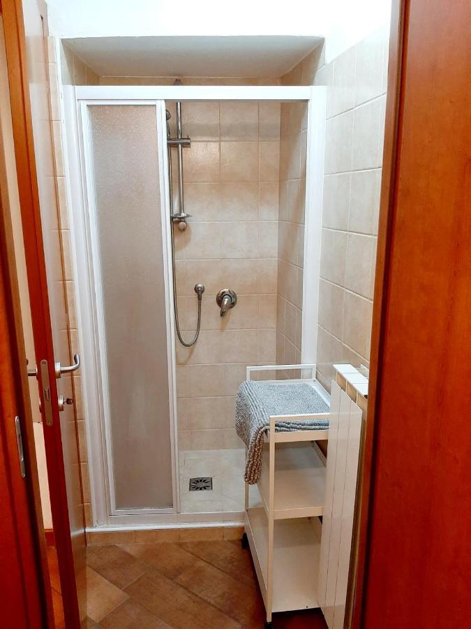 Apartmán Il Vicolo By Turistica Domodossola Exteriér fotografie